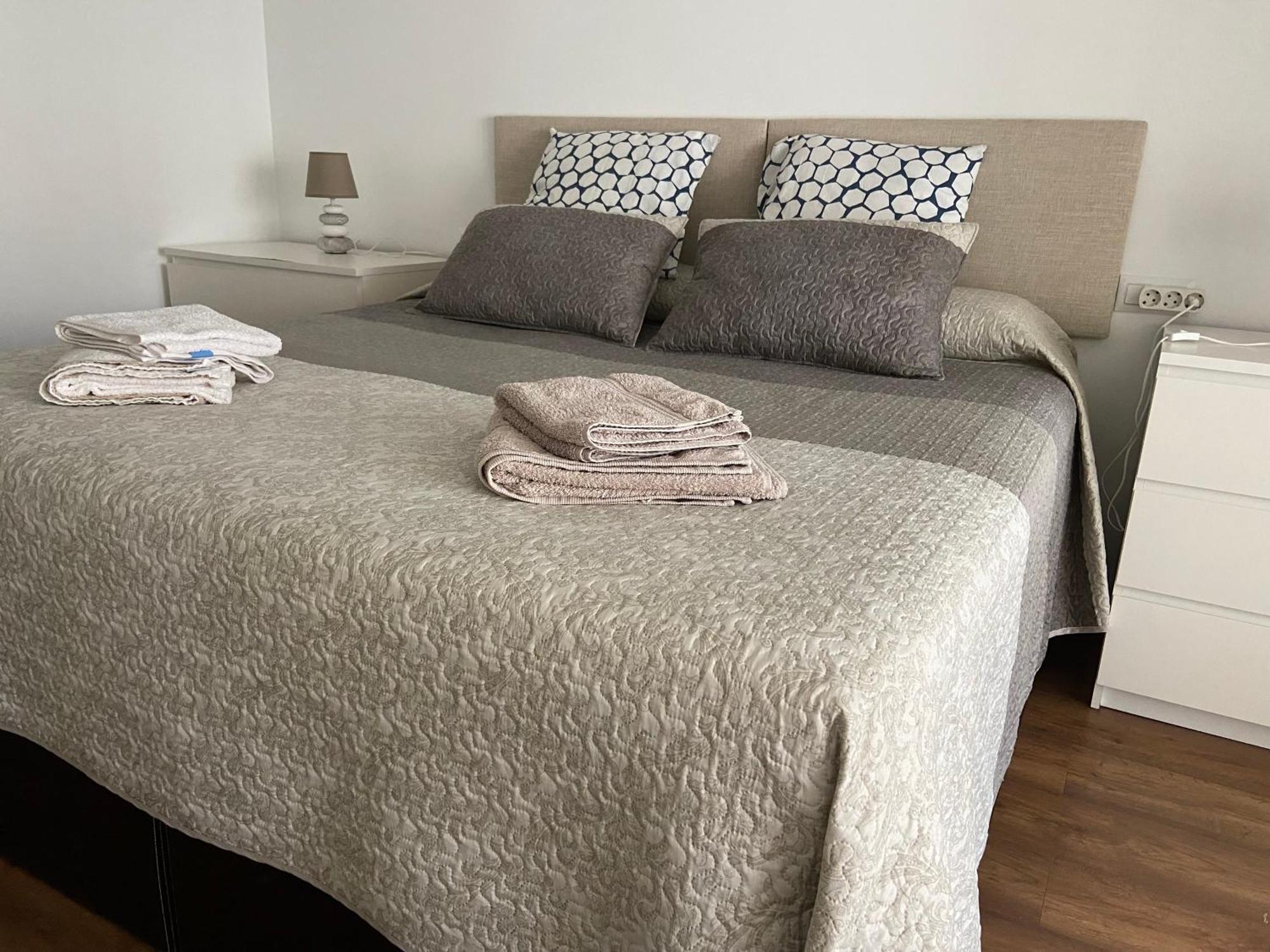 Rio Turia Apartment บาเลนเซีย ภายนอก รูปภาพ